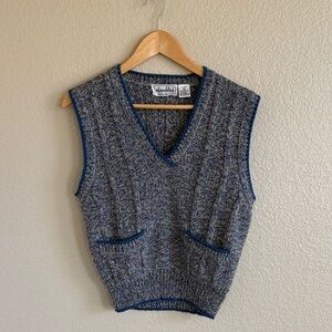 Vintage Alpenblick V-Neck Sweater Vest in Blue and Gray